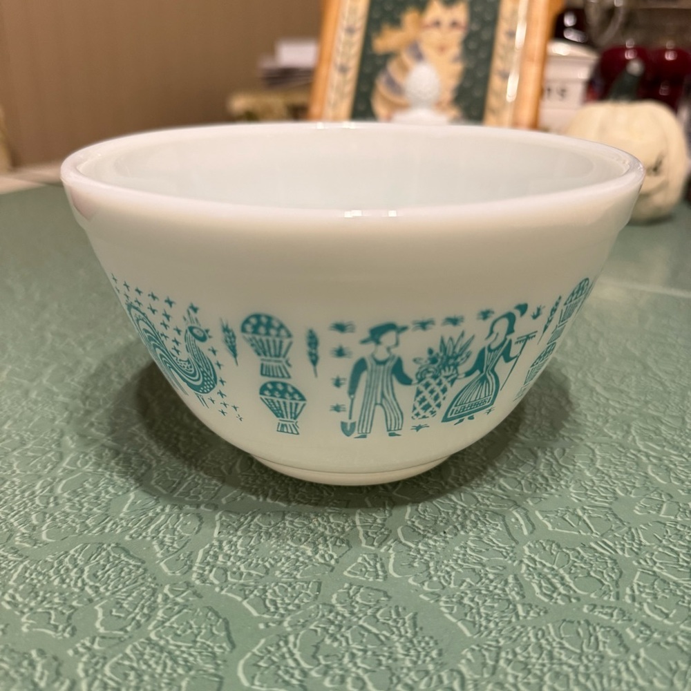 Vintage 1950s 401 Pyrex Amish Butterprint Nesting Mixing Bowl 1.5 Pint